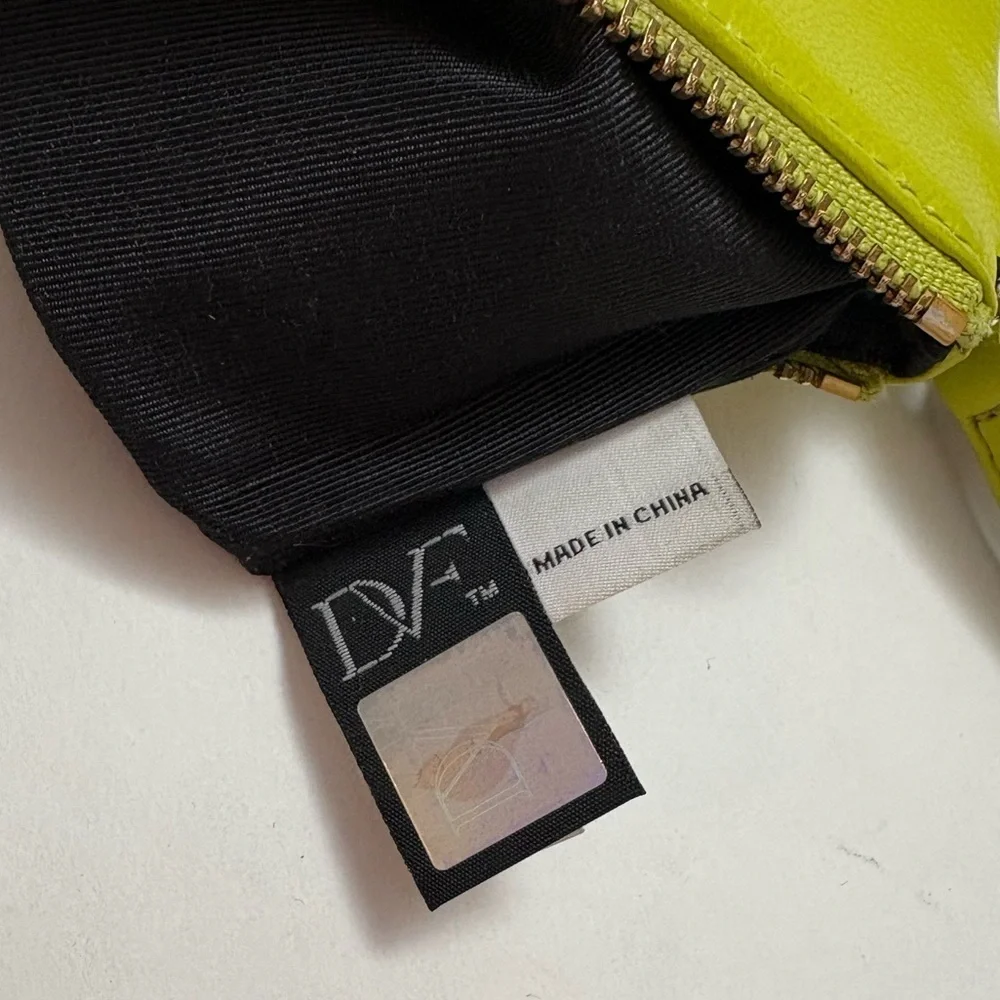 DVF “Lips” small wristlet